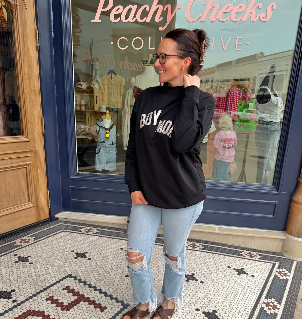 Boy Mom Mock Neck In Black