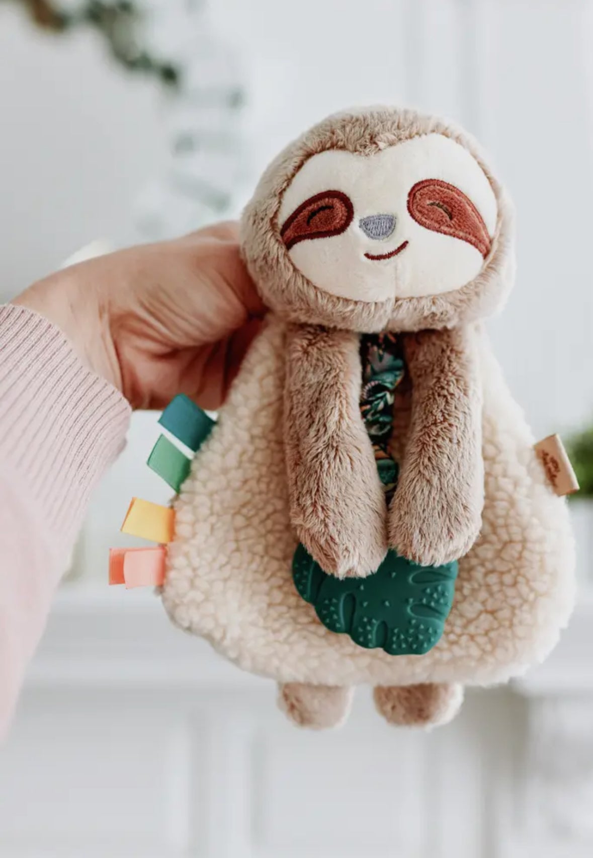 Itzy Lovey Sloth