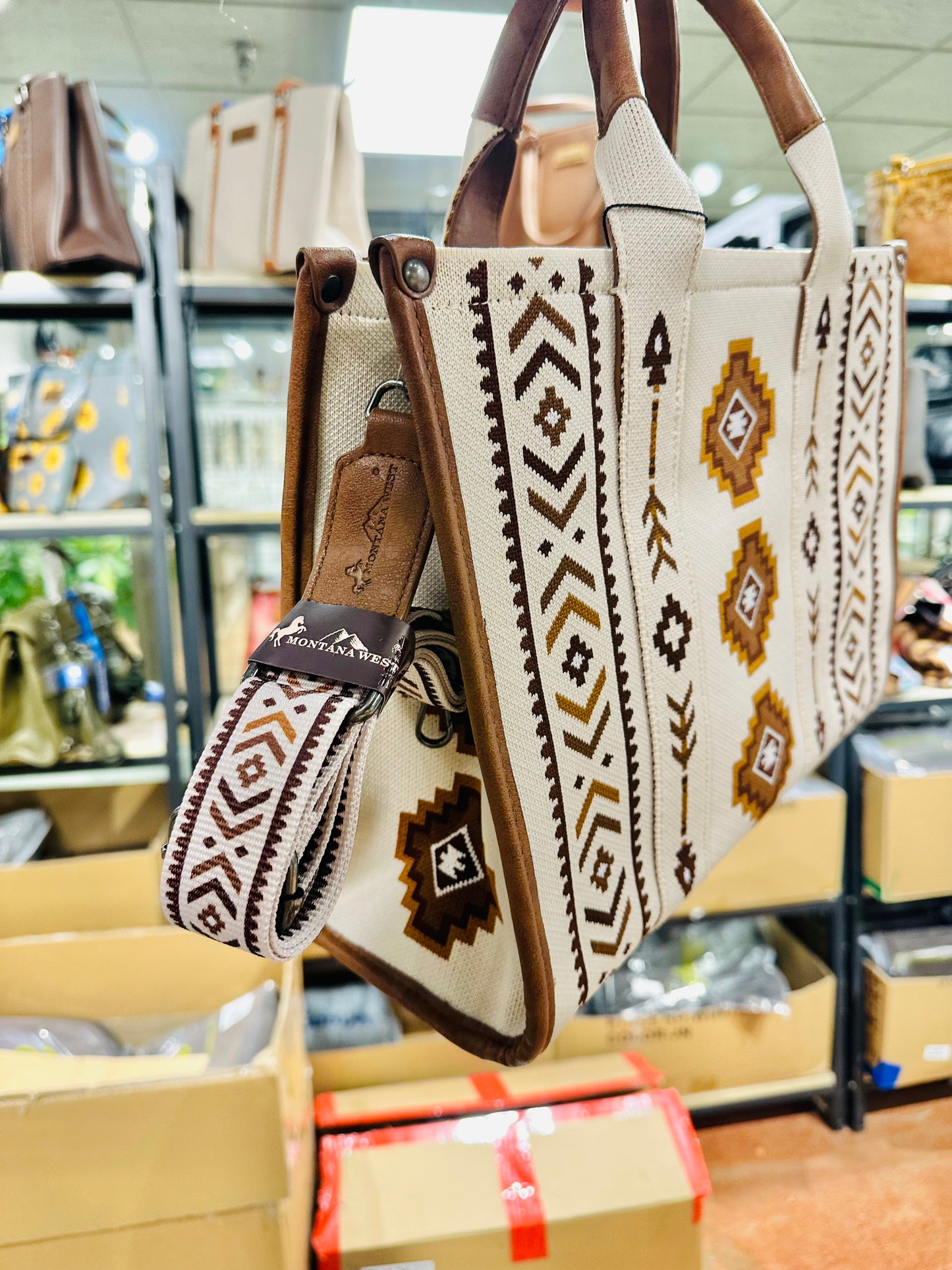 Neutral Ivory Montana West by Wrangler Tote Large RTS