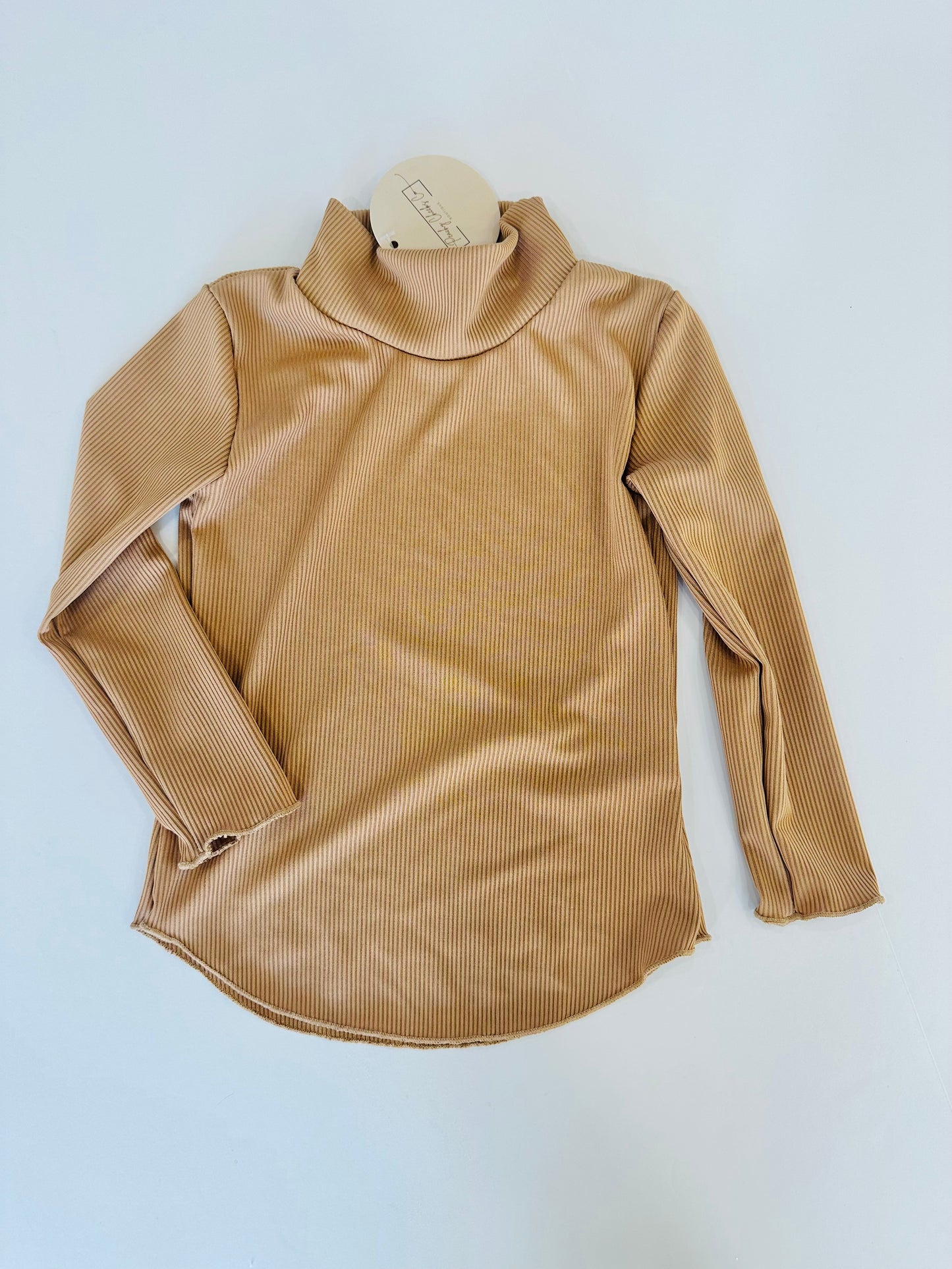 Sand Ribbed + Curve Hem Turtleneck 2T RTS