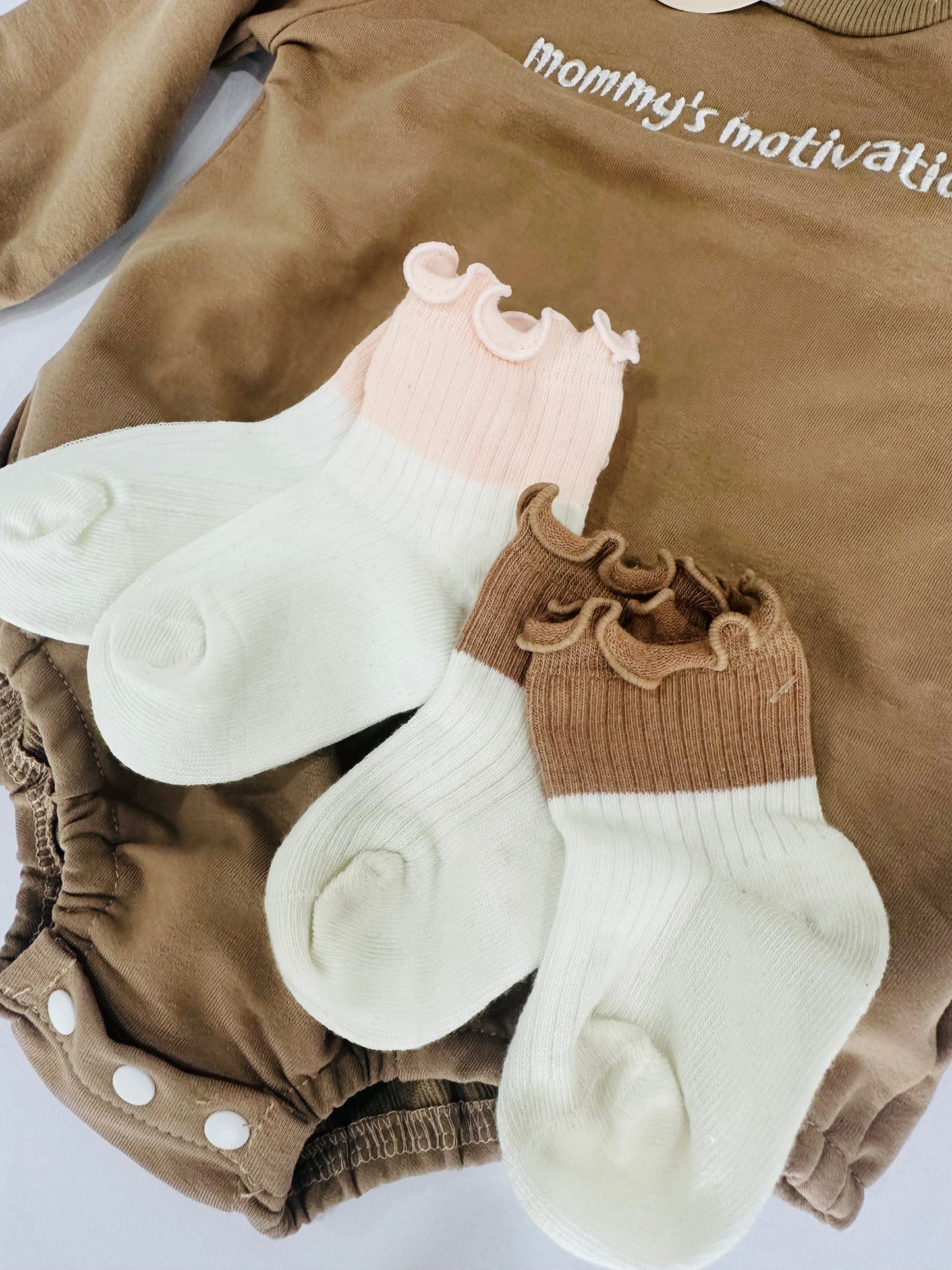 Lettuce Hem Socks