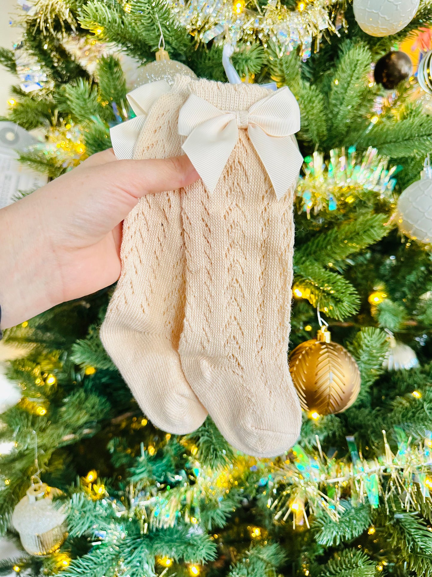Knitted Knee High Bow Socks - Cream
