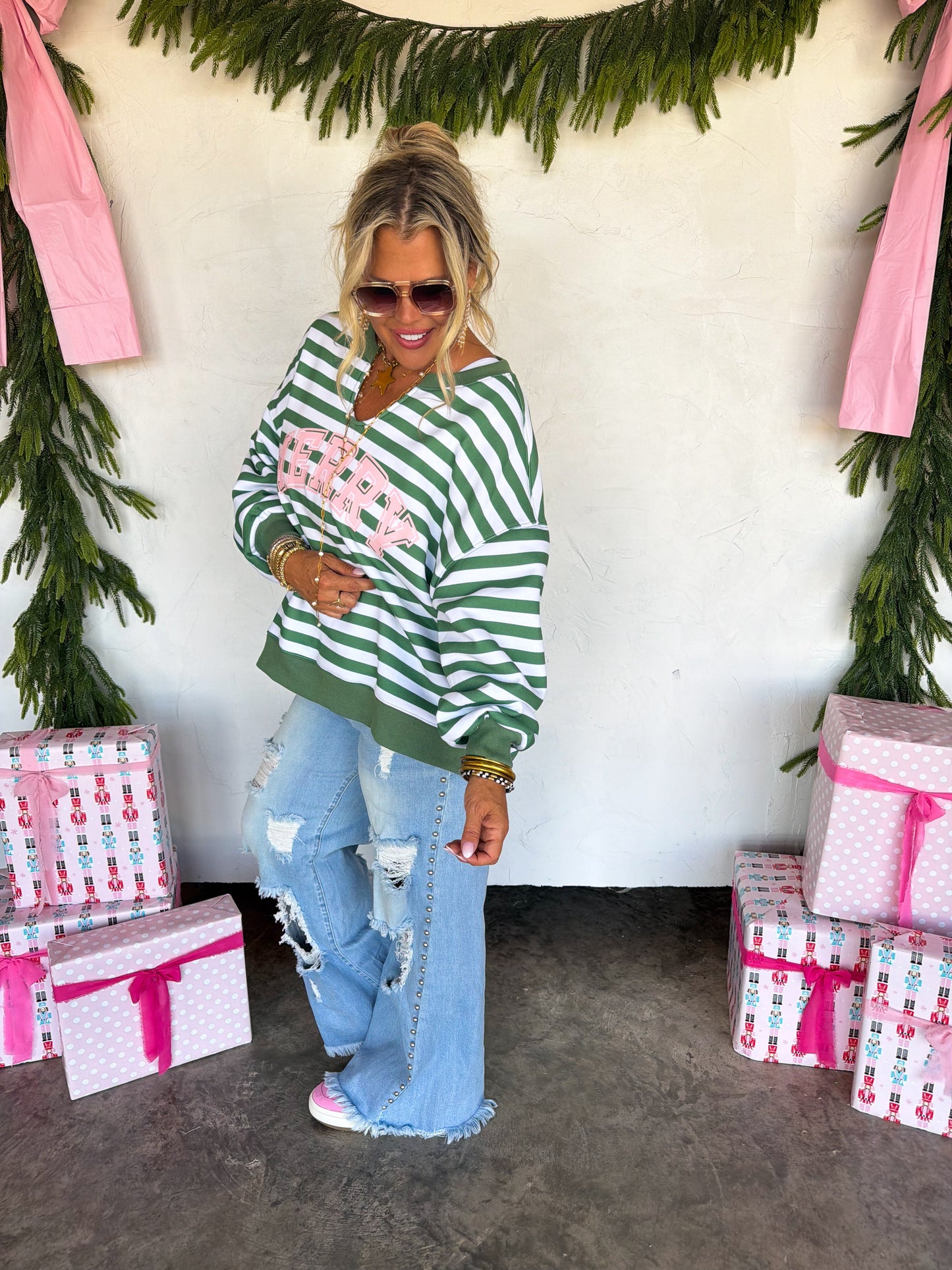 Jolly & Merry Oversized Stripe Pullover PREO