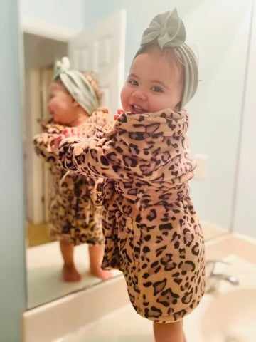 Sophia Leopard Robe - Preclaim