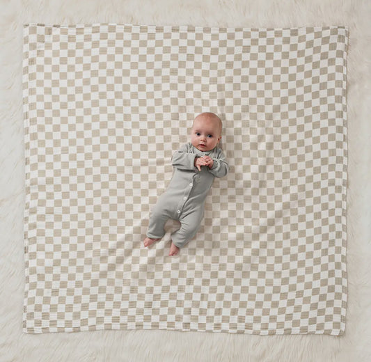 Itzy Ritzy Breastfeeding Boss / Swaddle - Toast Checkered