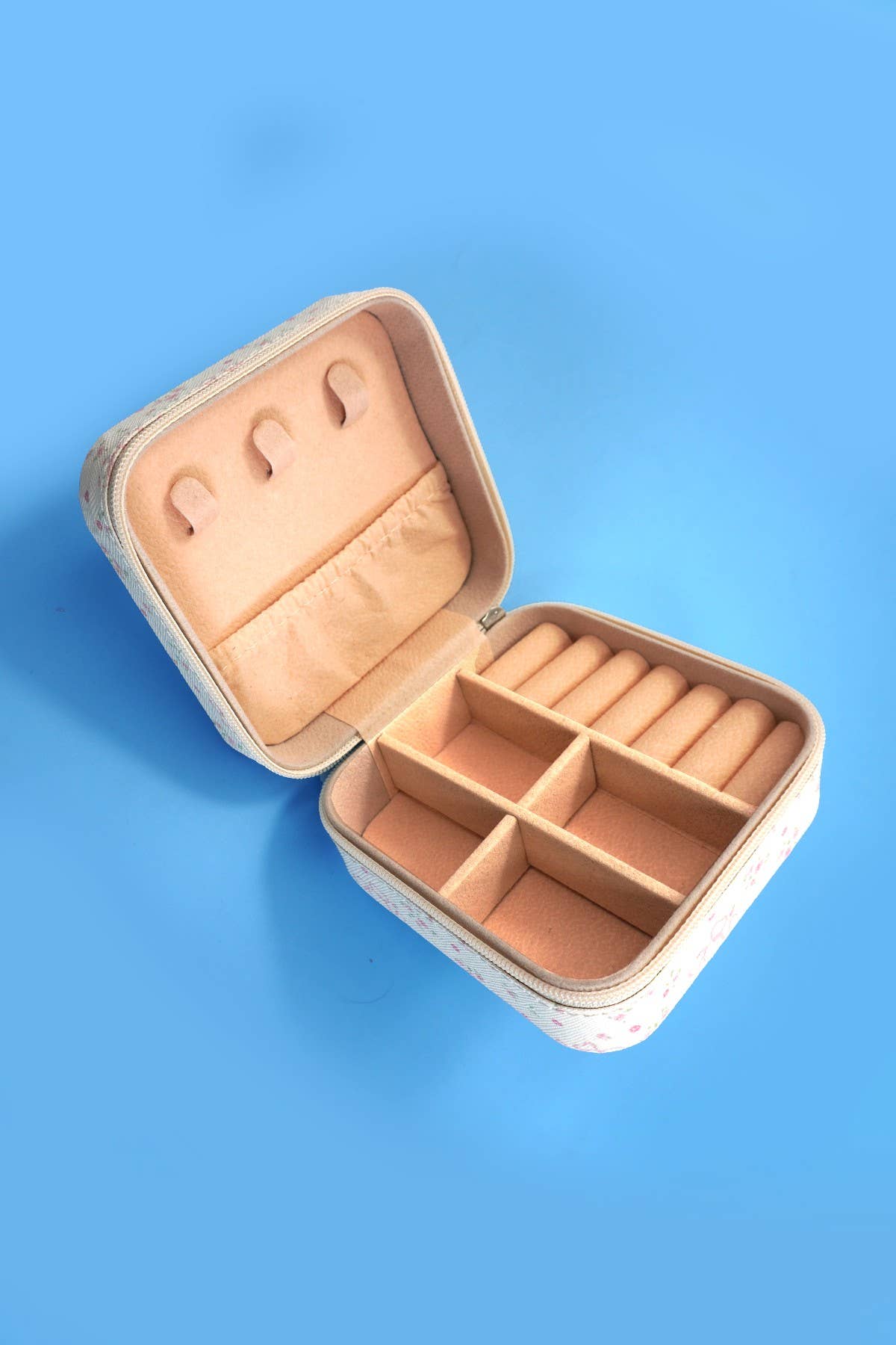 Cherry Cute Jewelry Organizer Travel Case