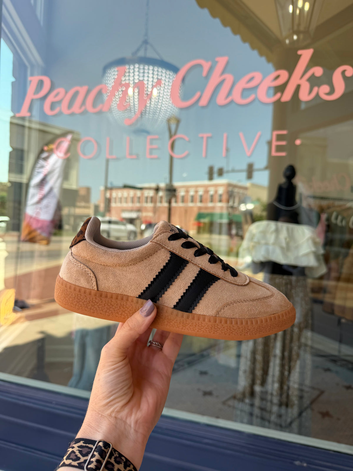 Heads Up Sneaker