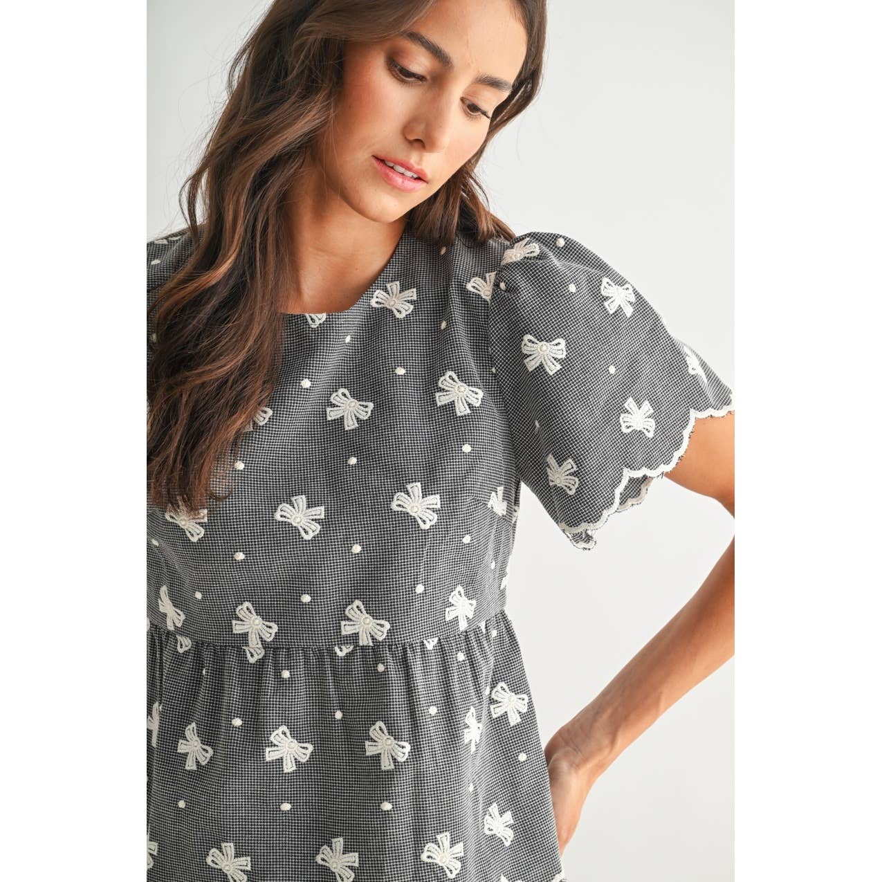 Embroidered Puff Sleeve Peplum