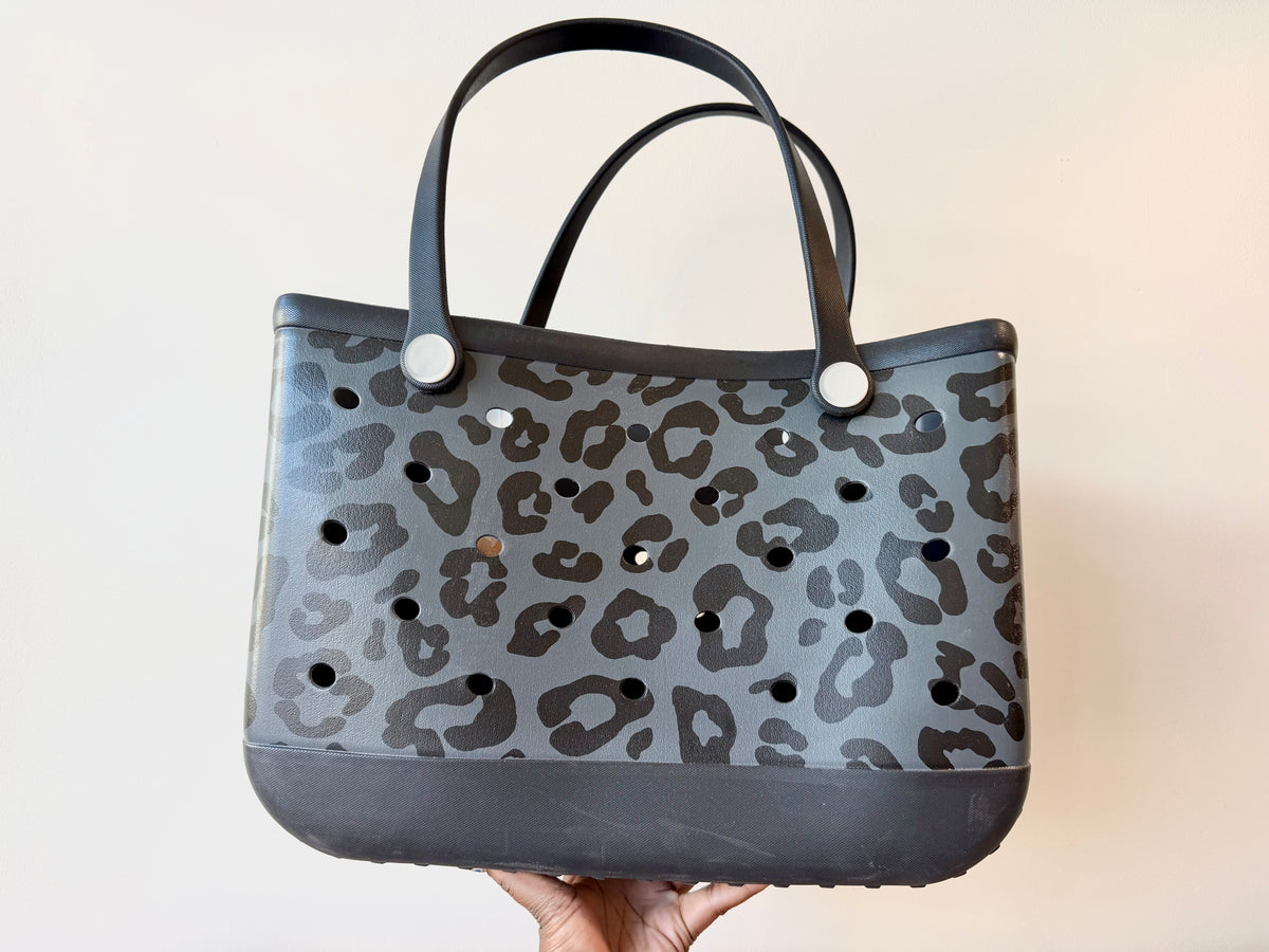 Black Leopard On The Go Beach Bagg