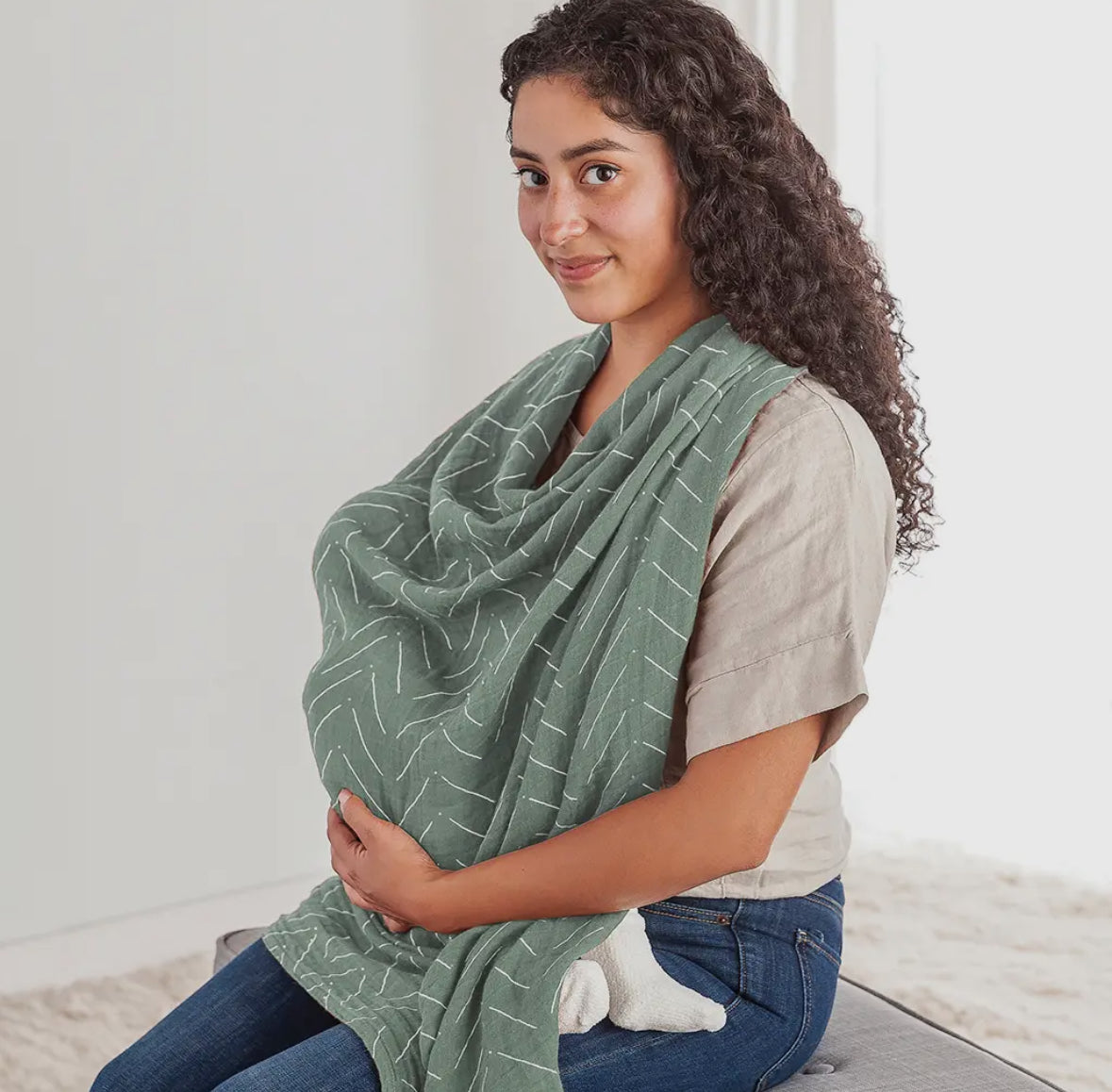 Itzy Ritzy Breastfeeding Boss / Swaddle - Sage