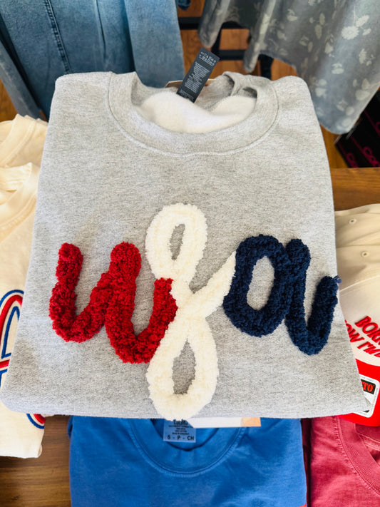 USA Yarn Embroidered Crew
