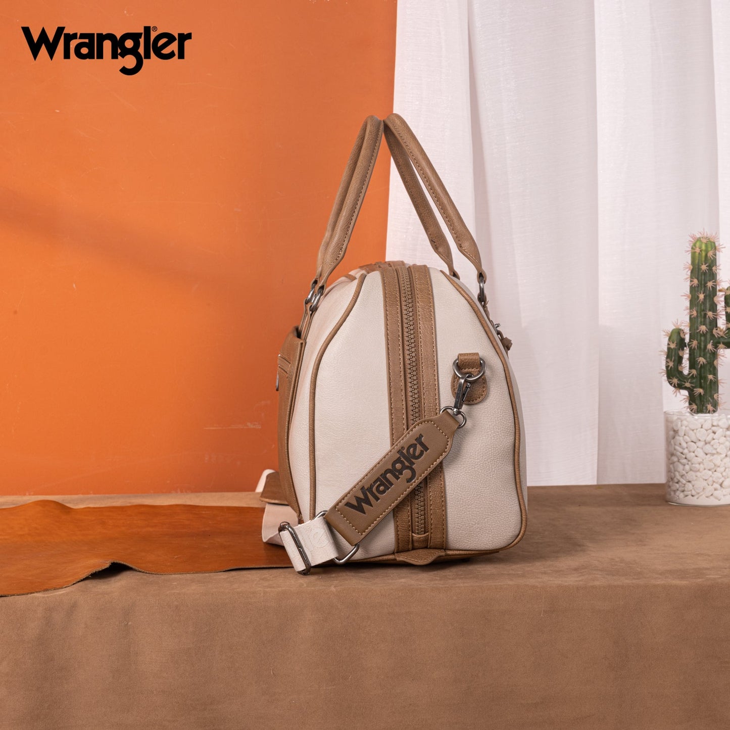 Wrangler Whipstitch Weekender - Light Gray