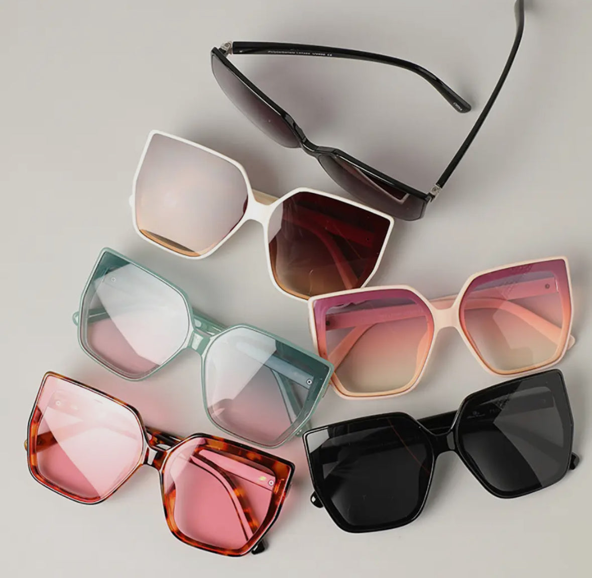 Sloane Square Frame Women’s Sunnies RTS