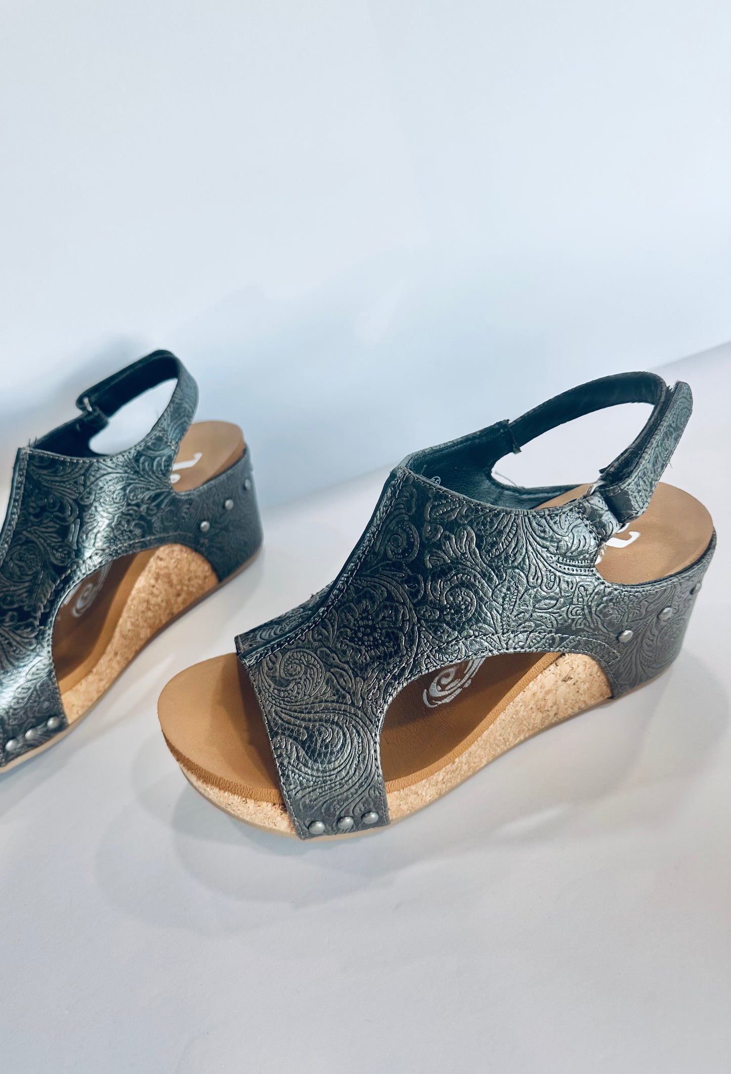 Prairie Fire Tooled Wedge Midnight RTS