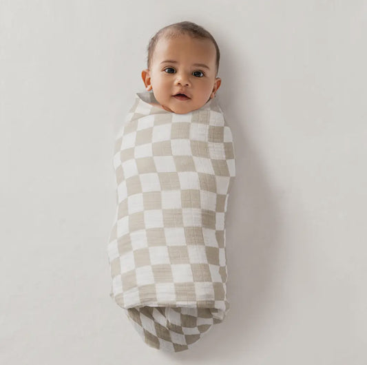 Itzy Ritzy Breastfeeding Boss / Swaddle - Toast Checkered