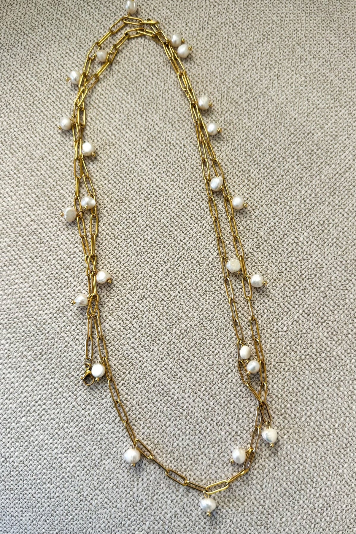 Longmire Y Pearl Necklace