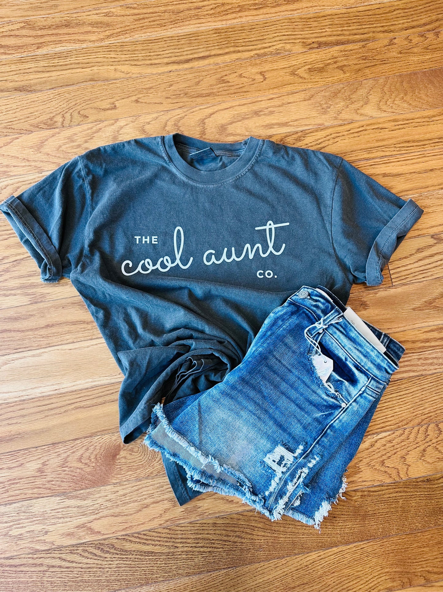 The Cool Aunt Co Tee