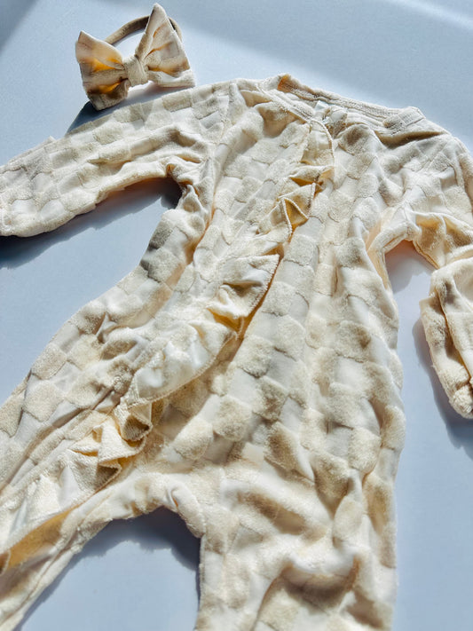 Ivory Ruffle Zippy RTS