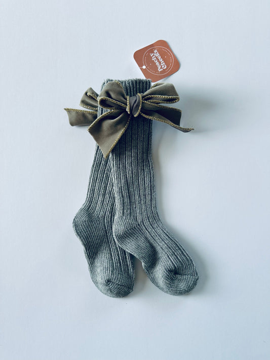 Big Velvet Bow Knitted Knee High Socks - Gray