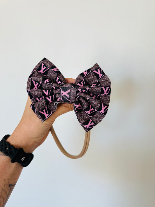 Pink LV Leopard Bow on Nylon RTS