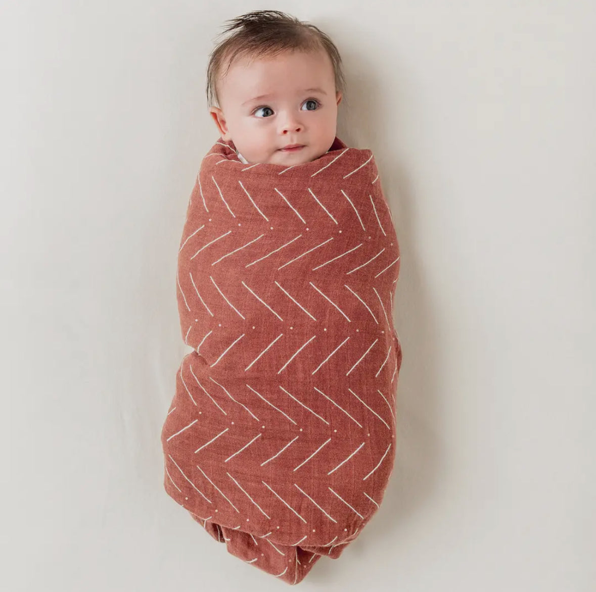 Itzy Ritzy Breastfeeding Boss / Swaddle - Rust Mudcloth