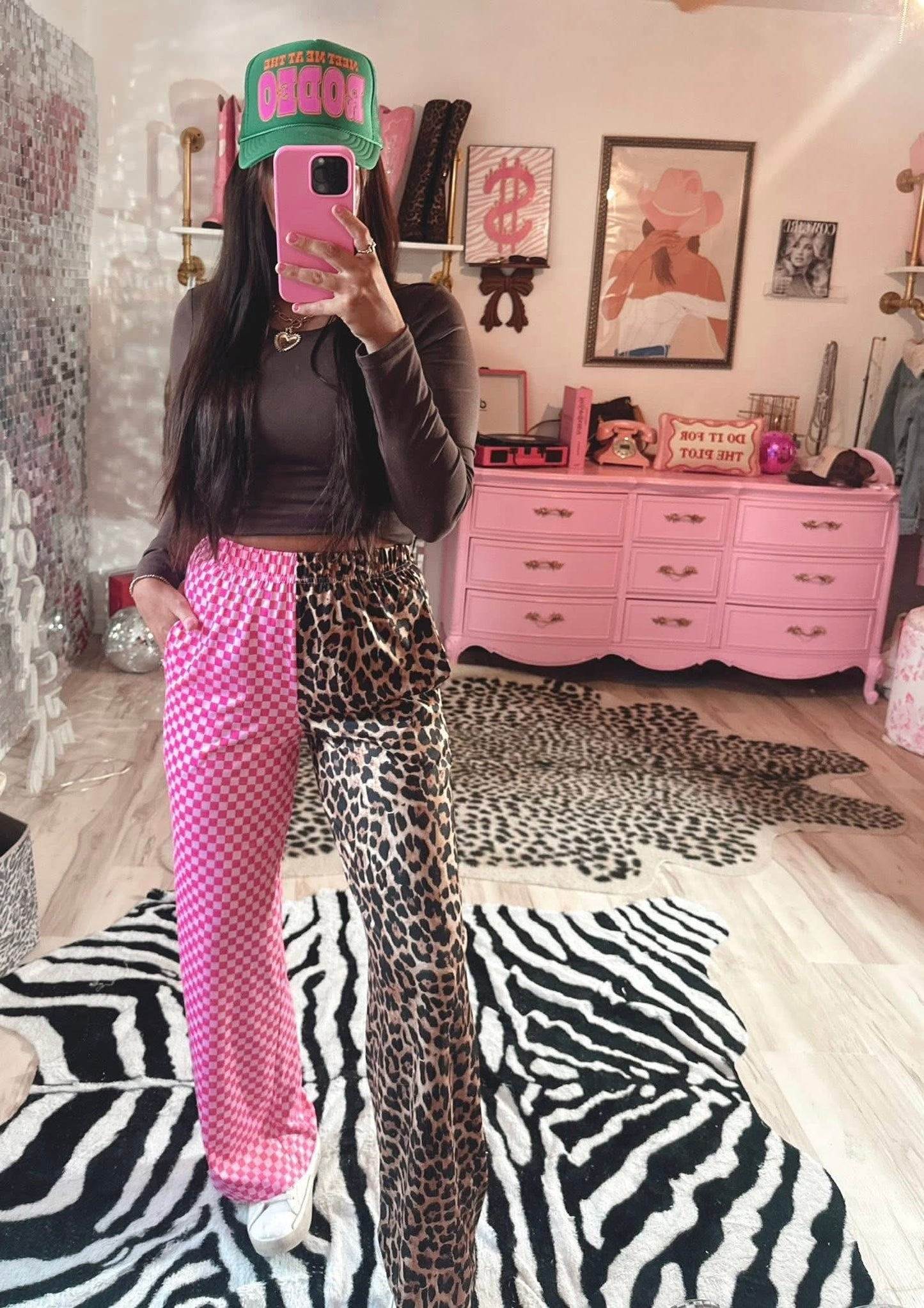 KIDS Double Trouble Leo + Pink Check PreO