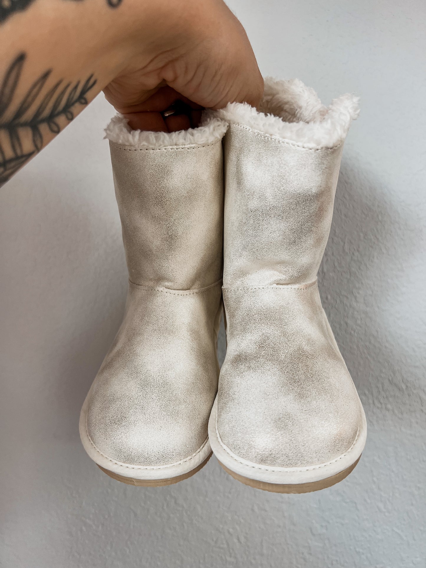 Ivory Leopard Shimmer Boots