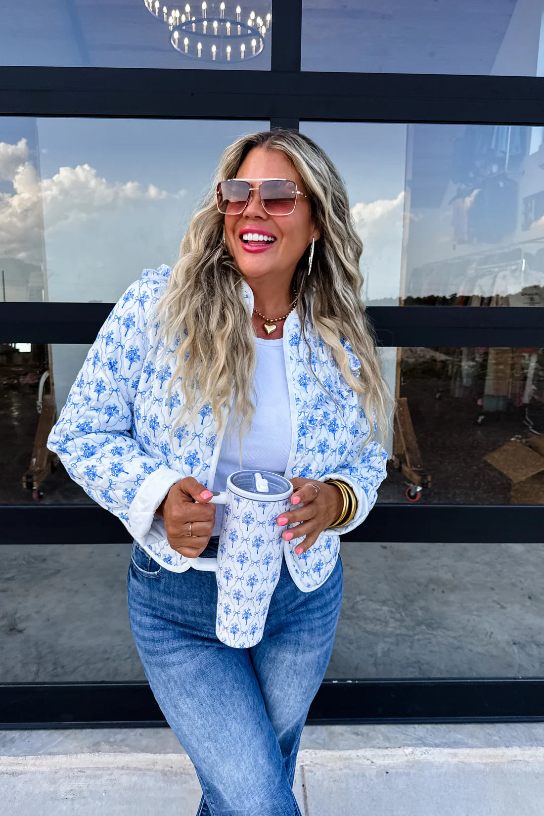 Blue Chinoiserie 40oz Tumbler RTS