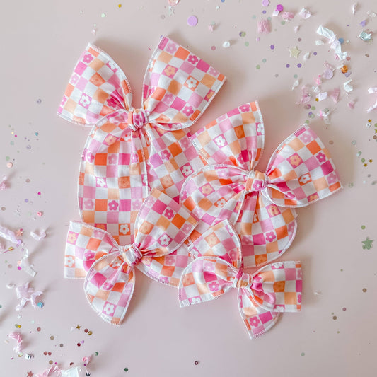 Floral Checkered Piggies