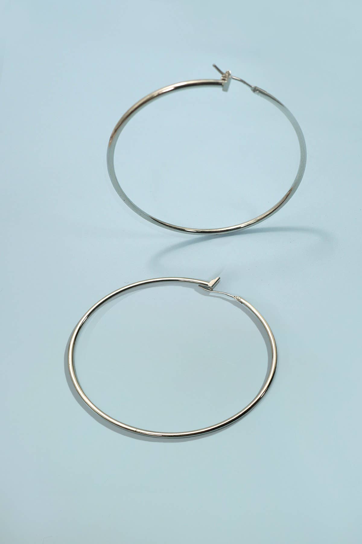 Timeless Essential Hoops