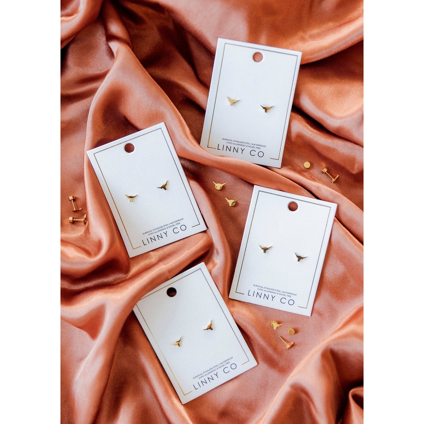 Screwback Stud Earrings - Texas Steer Gold