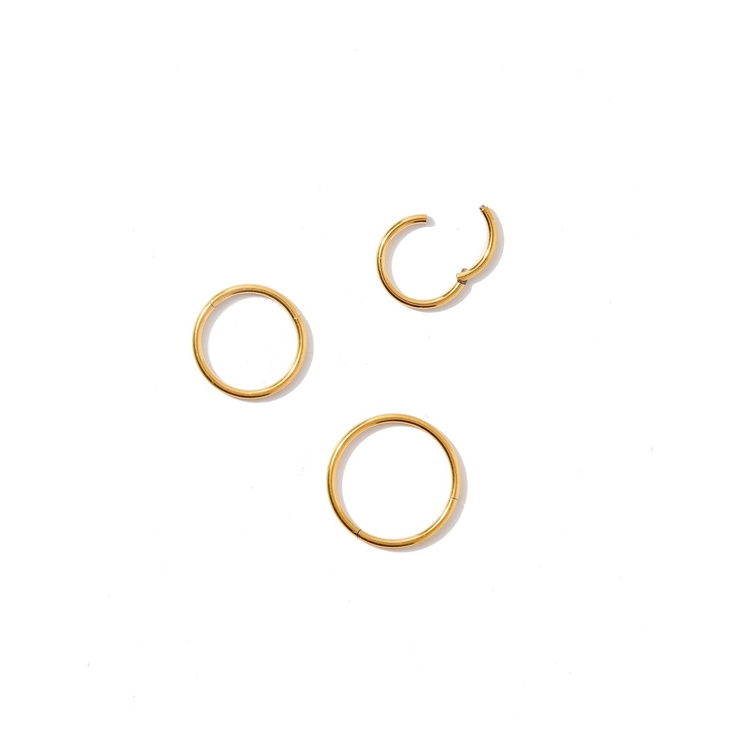 Huggie Infinity Hoop Earrings - Ava Gold 10mm